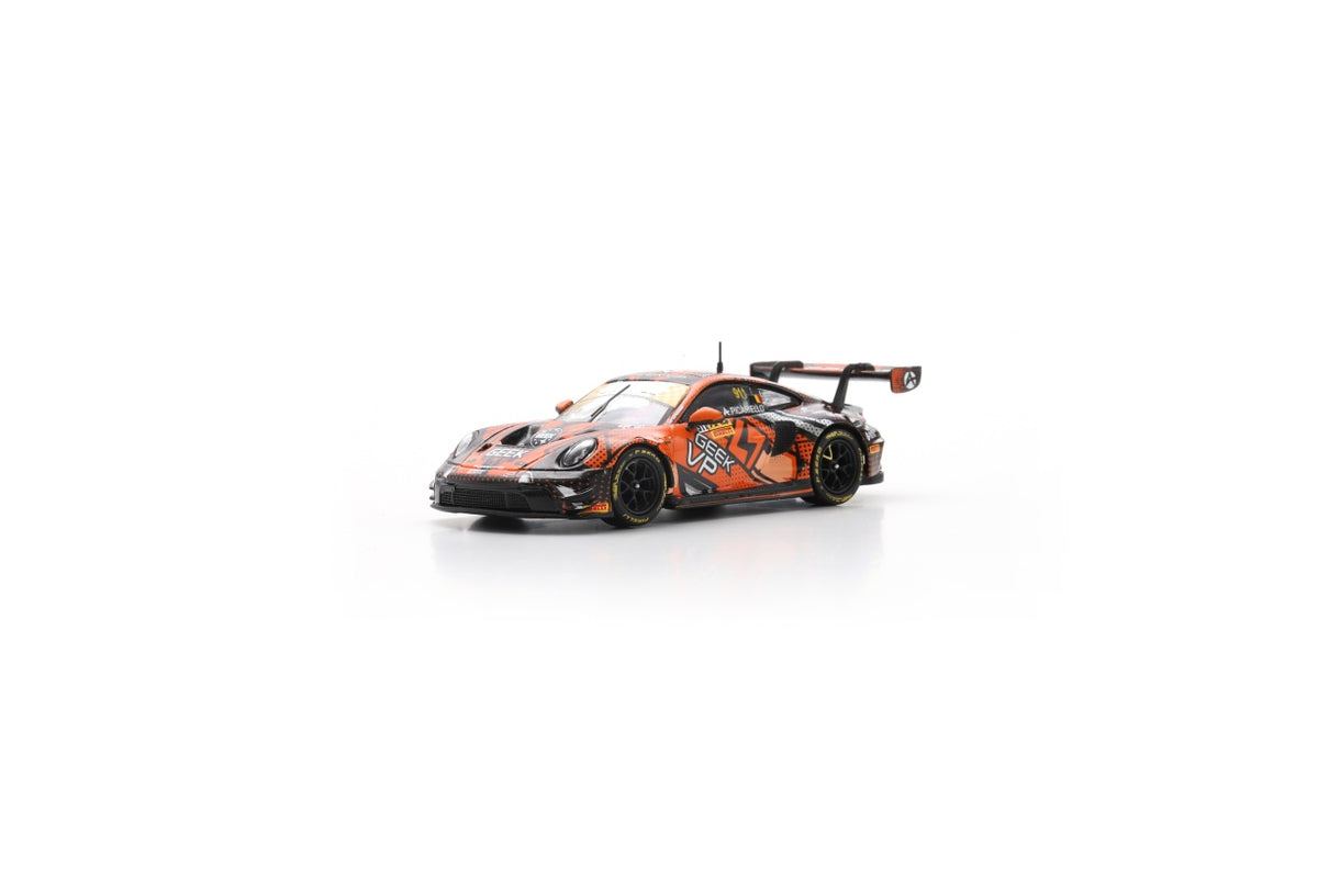 Spark 64S037 1/64 Porsche 911 GT3 R (992) No.911 Absolute Racing 4th FIA GT World Cup Macau 2024 Alessio Picariello