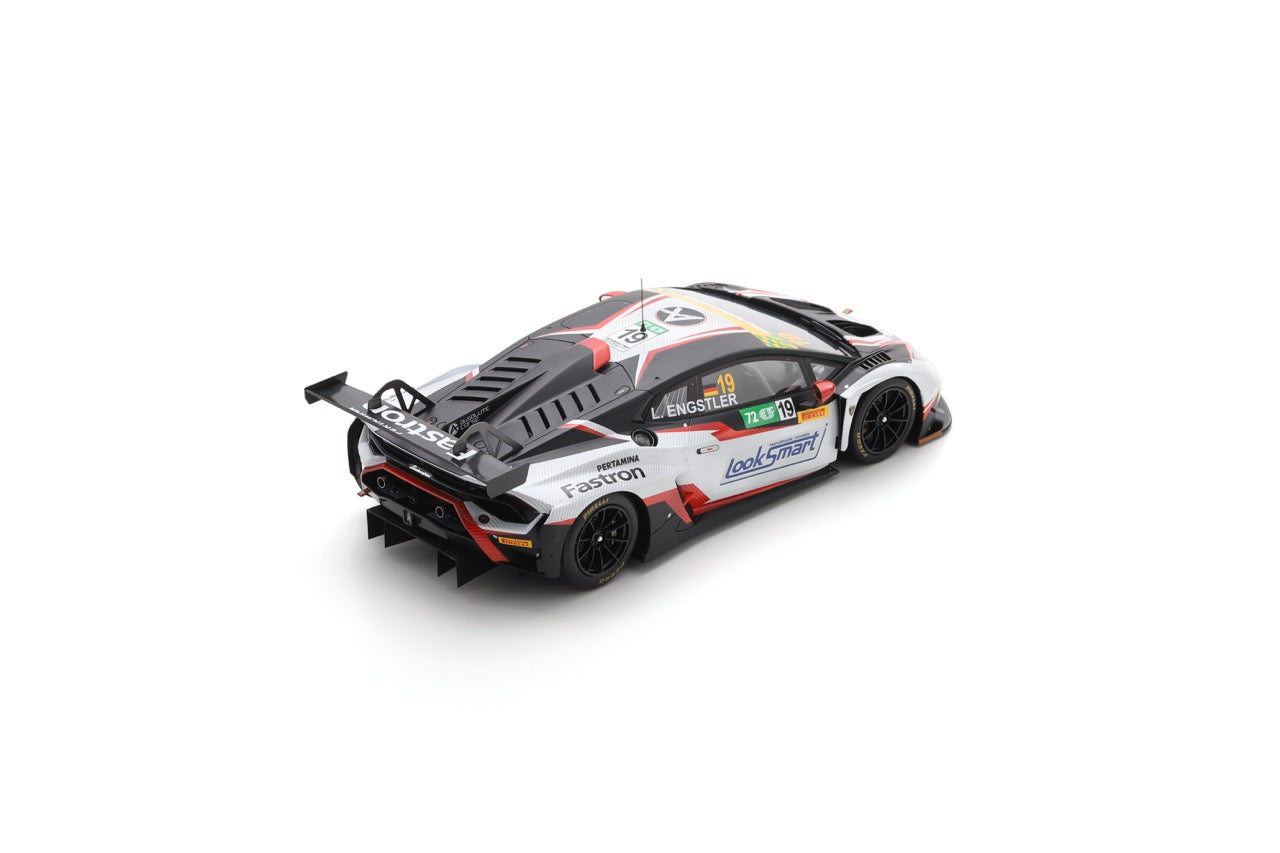 【2026年11月発売予定】 Spark 18SA040 1/18 Lamborghini Huracán GT3 Evo 2 No.19 Absolute Corse Macau GT Cup - FIA GT World Cup 2025 Luca ENGSTLER