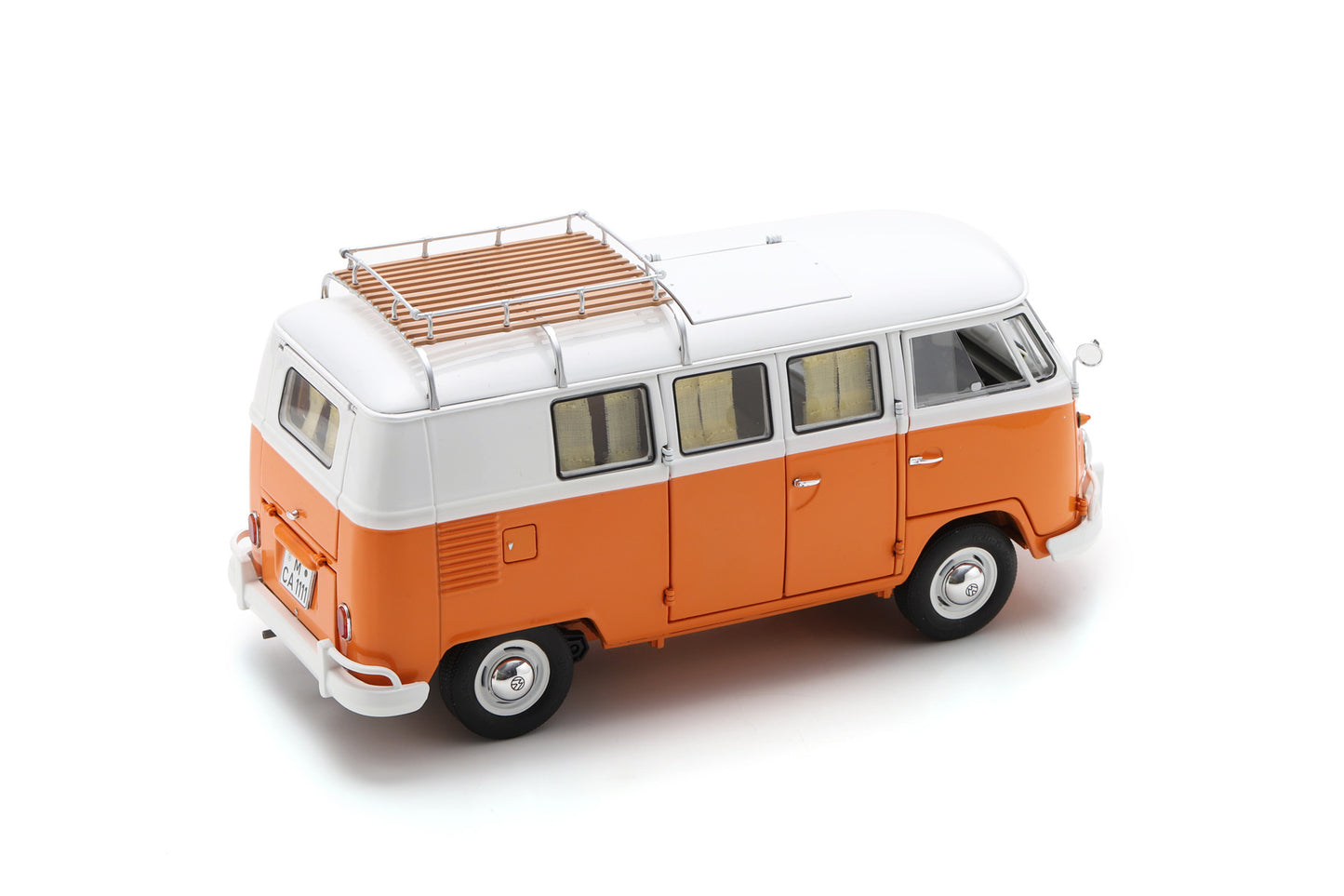 【2024年7月以降順次発売予定】 Schuco 450060600 1/18 VW T1 Campingbus