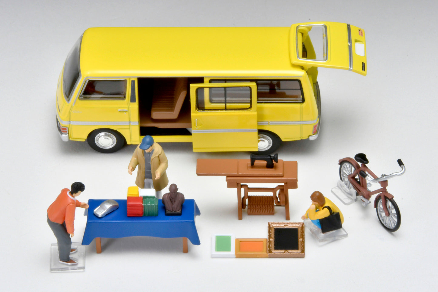 TLV 1/64 ジオコレ64 #カースナップ25a フリーマーケット