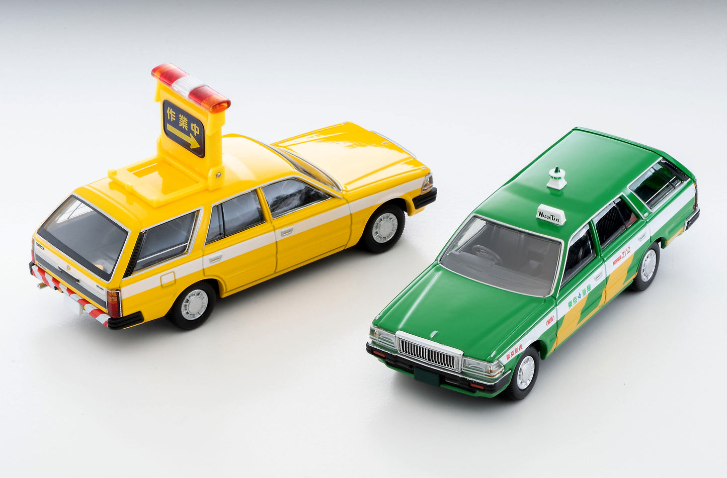 TLV 1/64 LV-N306a 日産 セドリックバン 道路パトロールカー