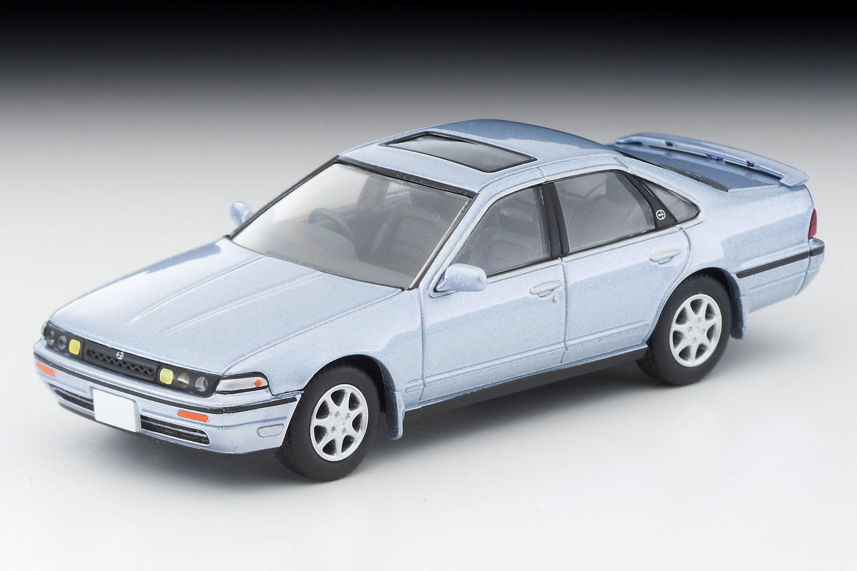 TLV 1/64 LV-N319a 日産セフィーロ クルージング (パープリッシュシルバー)90年式