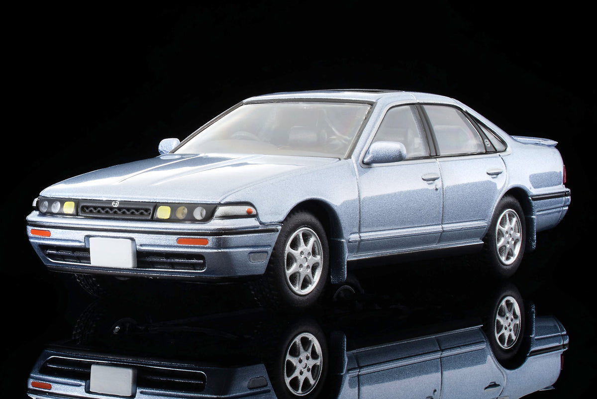 TLV 1/64 LV-N319a 日産セフィーロ クルージング (パープリッシュシルバー)90年式