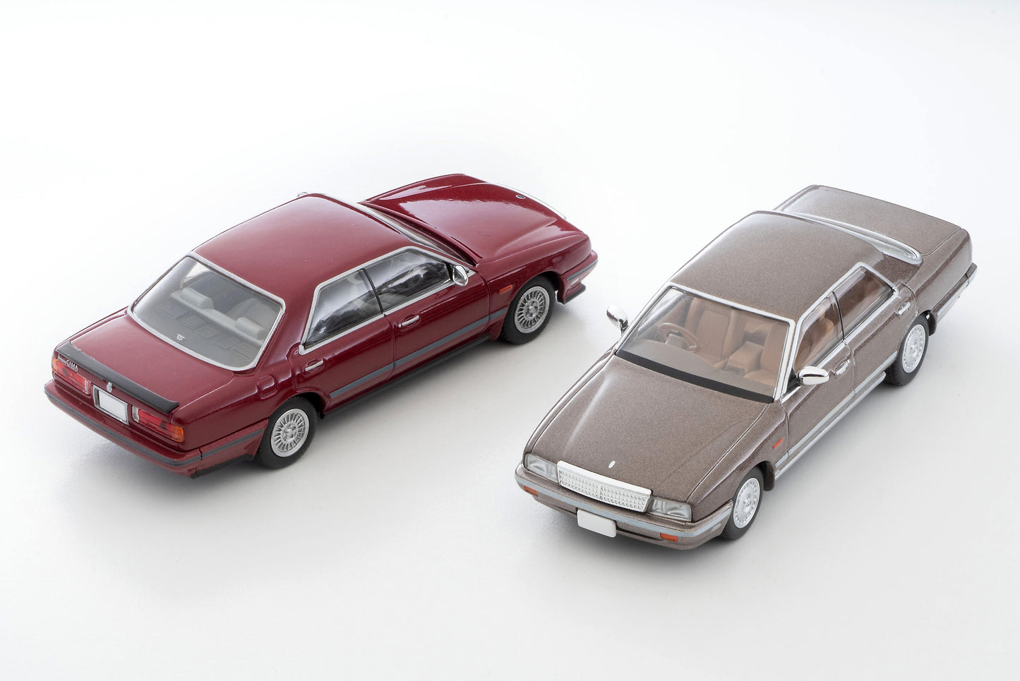 TLV 1/64 LV-N278c 日産 セドリック シーマ TYPE-II リミテッド (茶) 88年式