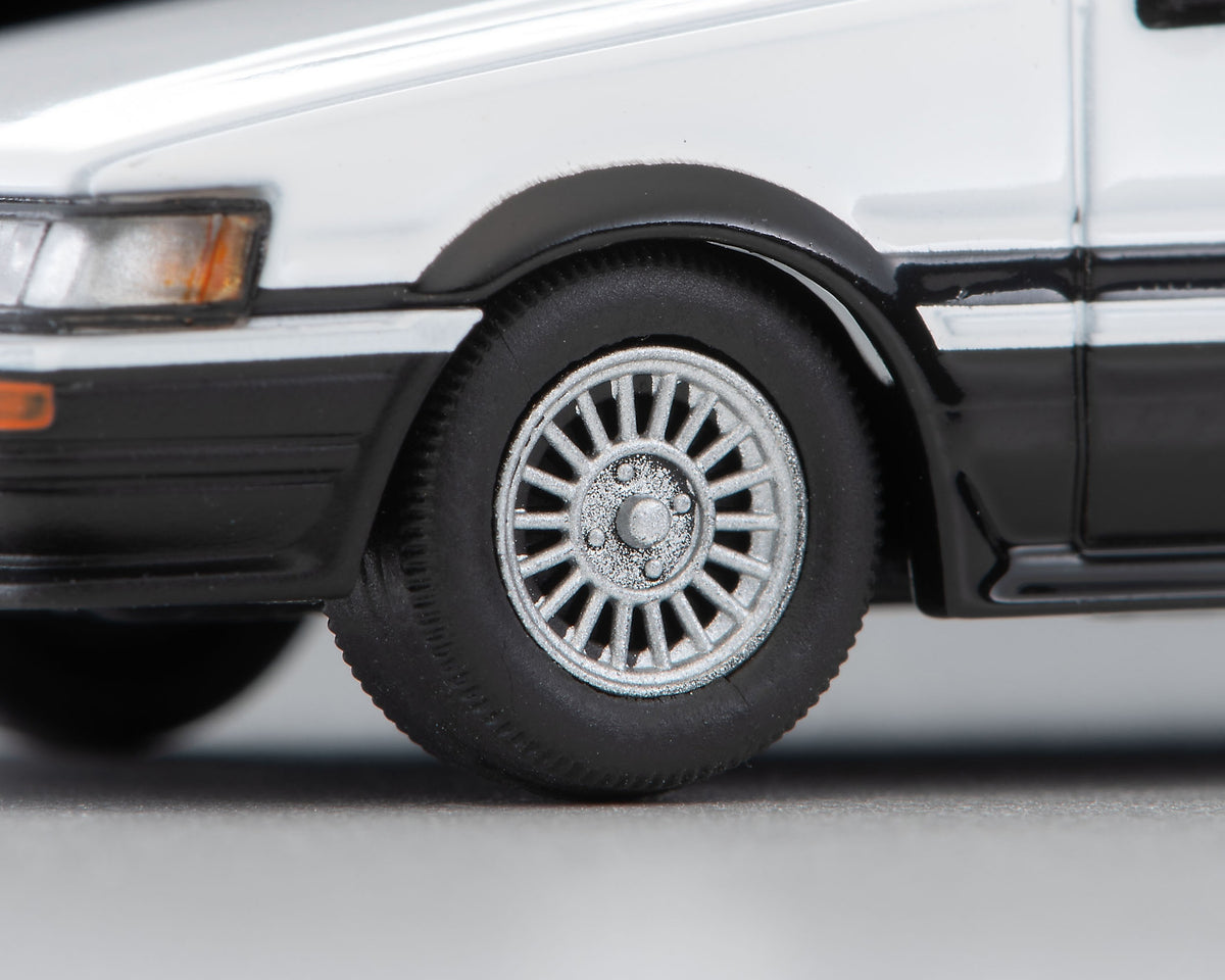 TLV 1/64 LV-N284c トヨタ カローラレビン 2ドア GT-APEX (銀/黒) 84年式