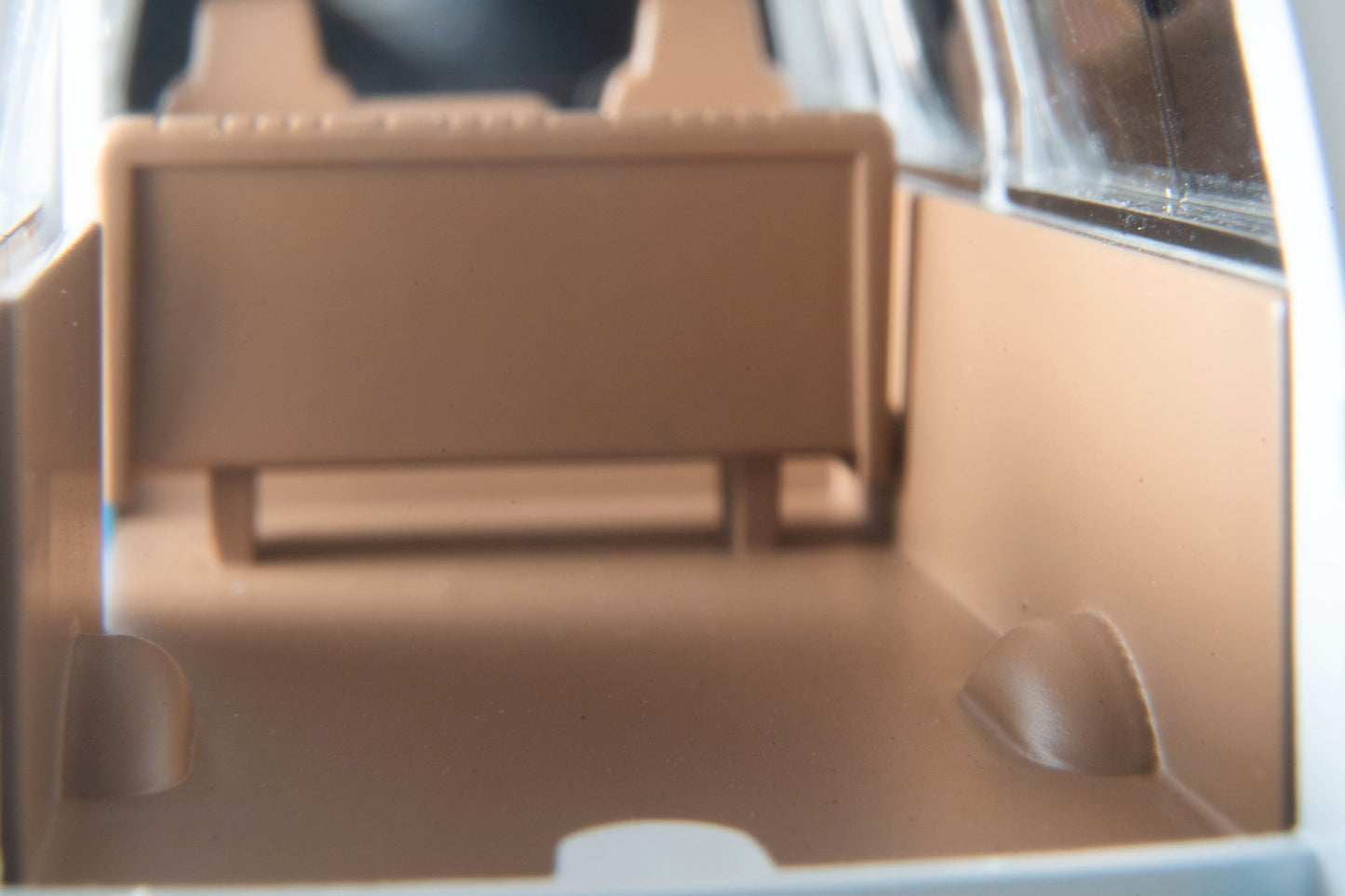 TLV 1/64 LV-N324a 日産 キャラバン 移動交番車