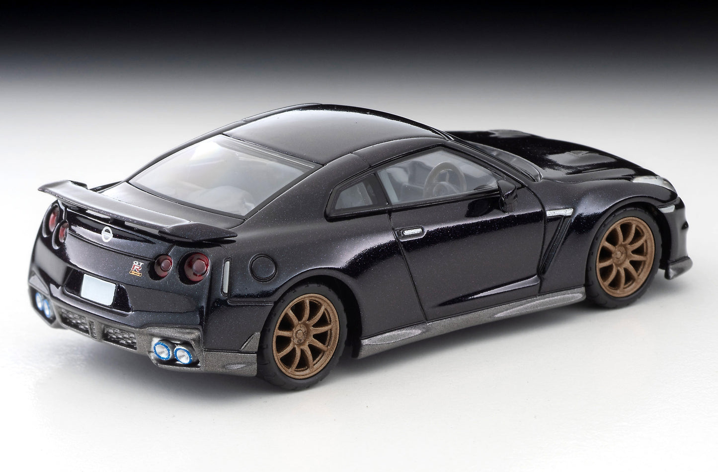 TLV 1/64 LV-N316b NISSAN GT-R Premium Edition T-spec 2024 model (ミッドナイトパープル)
