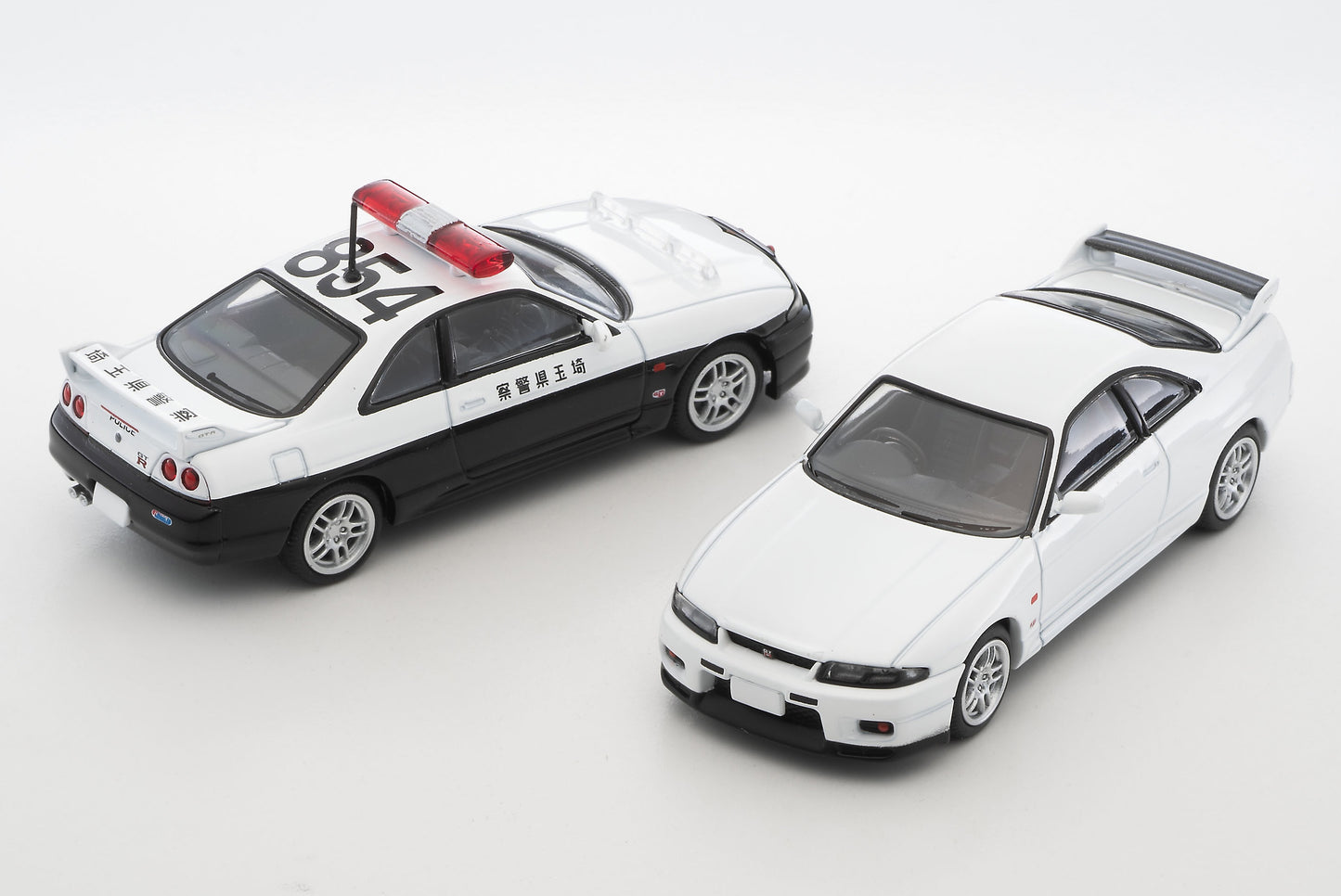 TLV 1/64 LV-N308c 日産 スカイライン GT-R V-spec N1(白) 95年式