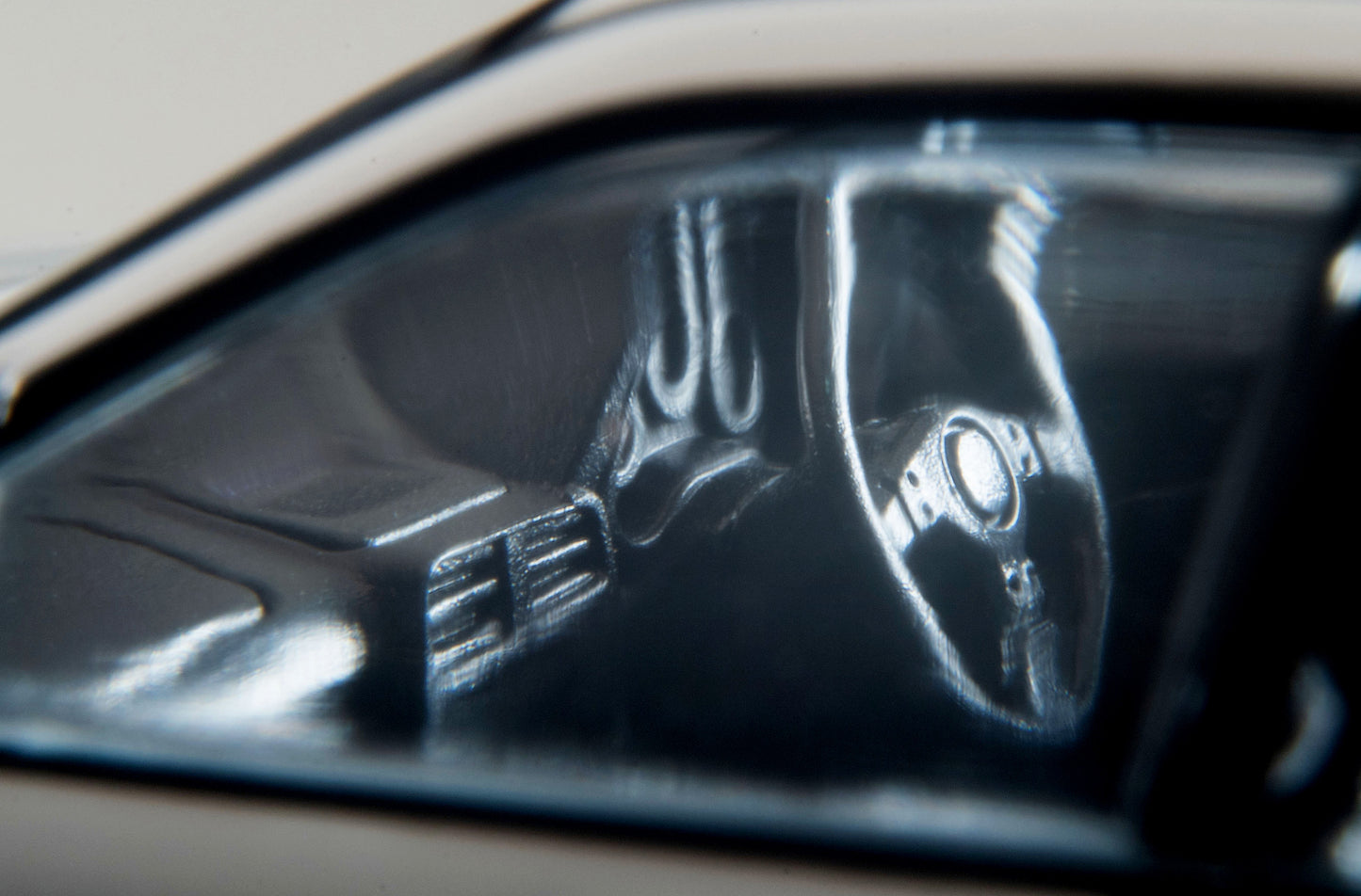 TLV 1/64 LV-N337a スバル インプレッサ WRX STi spec C (白) 2003年式