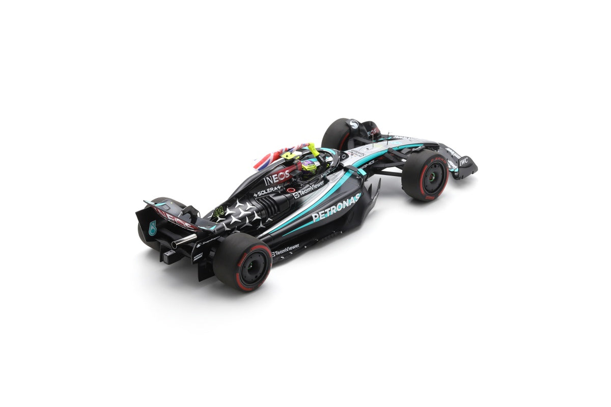Spark 18S999 1/18 Mercedes-AMG PETRONAS Formula One Team No.44 F1 W15 E Performance Winner British GP 2024 Lewis Hamilton
