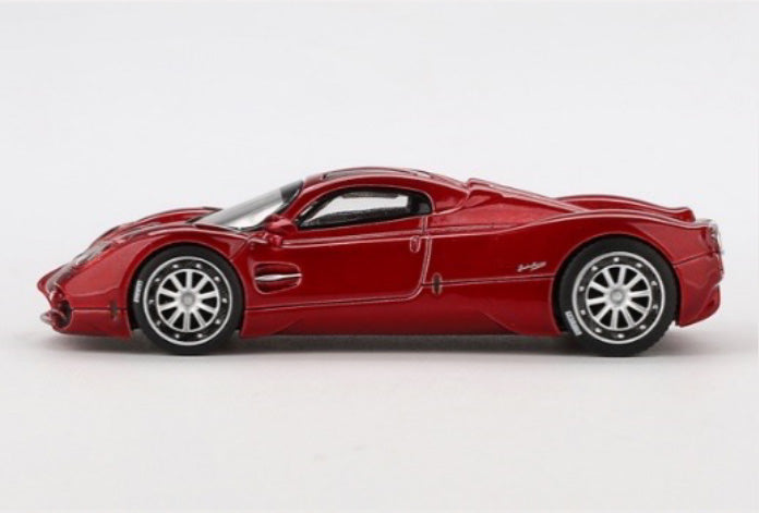 BBR BBRDIE6431 1/64 パガーニ ウトピア ドバイレッド