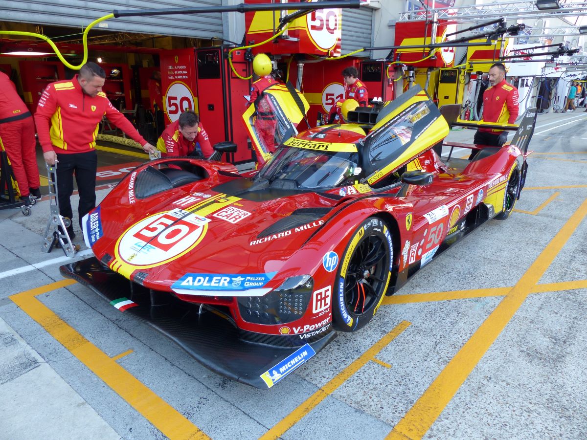 Looksmart LS18LM048 1/18 Ferrari 499P No.50 Ferrari AF Corse Winner Le Mans 24H 2024 A. Fuoco - M. Molina - N. Nielsen