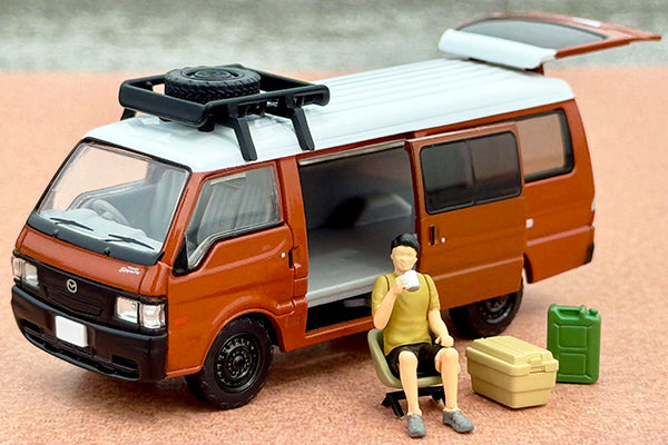 TLV 1/64 LV-N310c マツダ ボンゴブローニイ バン (ホワイト急便