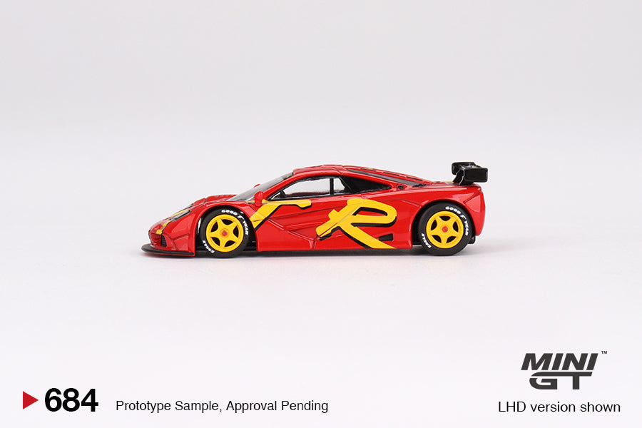 MINI GT MGT00684-L 1/64 マクラーレン F1 GTR 1996 プレゼンテーション