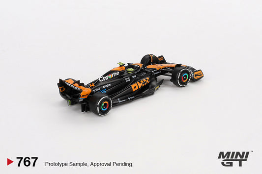 MINI GT MGT00767-L 1/64 マクラーレン F1 MCL60 2023 2位入賞車 #4 日本グランプリ Lando Norris