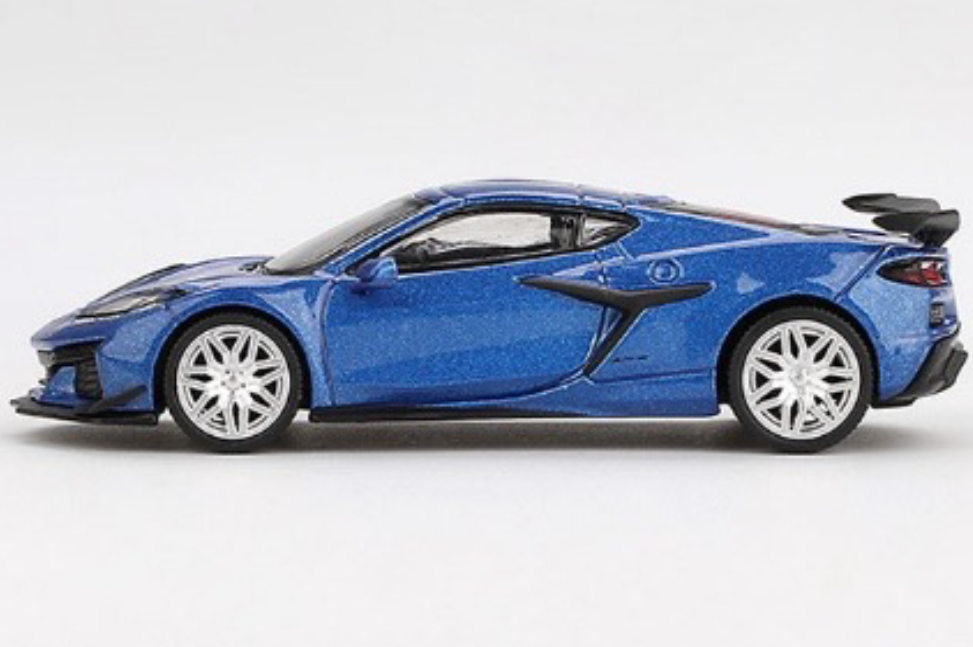 MINI GT MGT00892 1/64 シボレー コルベット Z06 2023 エルクハートレイクブルーメタリック