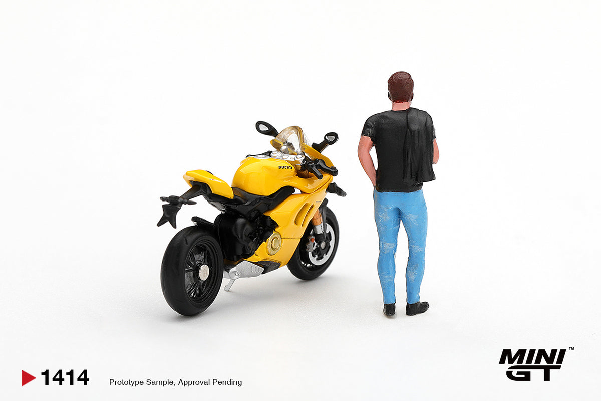 【2027年4月以降発売予定】 MINI GT MGT01414-L 1/64 Ducati Panigale V4 S Yellow with Rider Figure