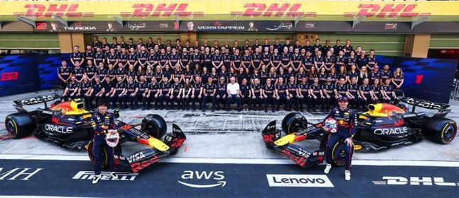2026年4月発売予定】 Spark 64S098 1/64 Oracle Red Bull Racing RB21