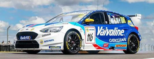 Spark UK048 1/43 NAPA Racing UK No.116 Ford Focus BTCC 2025 – Silverstone Ashley Sutton