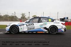 【2025年8月以降発売予定】 Spark UK035 1/43 LKQ Euro Car Parts with WSR No.16 BMW 330i BTCC Aidan Moffat