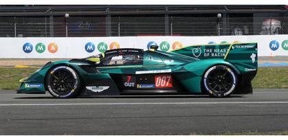 【2026年12月発売予定】 Spark S8383 1/43 Aston Martin Valkyrie No.007 ASTON MARTIN THOR TEAM 8th Le Mans 24H 2026 H. Tincknell – T. Gamble – R. Gunn