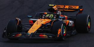 Spark S9640 1/43 McLaren MCL39 No.4 McLaren Formula 1 Team Winner Hungarian GP 2025 Lando Norris - McLaren 200GP Wins