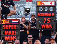 Spark S9666 1/43 Red Bull Racing RB21 No.1 Oracle Red Bull Racing Winner US GP 2025 Max Verstappen