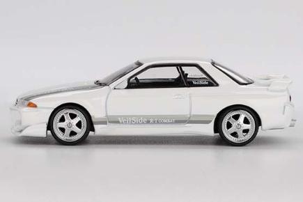 MINI GT MGT01066-R 1/64 Nissan スカイライン GT-R R32 Veilside コンバット C-I ホワイト(右ハンドル)