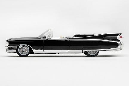 【2027年4月以降発売予定】 MINI GT MGT01379-L 1/64 Cadillac Eldorado Biarritz 1959 Black LHD