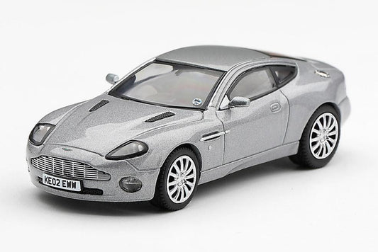 【2027年2月以降発売予定】 MINI GT MGT00926-007J 1/64 Aston Martin V12 Vanquish "Die Another Day" Japanese Blister Packaging
