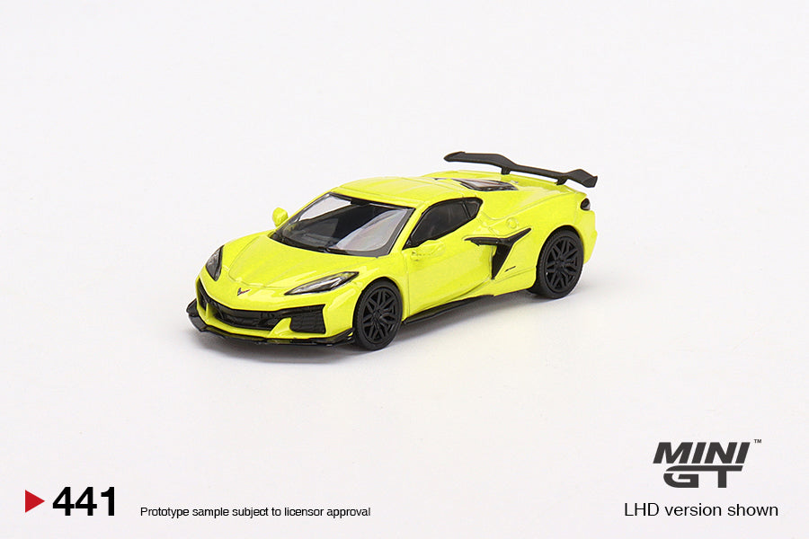 MINI GT MGT00441-L 1/64 シボレー コルベット Z06 2023 アクセレレートイエロー(左ハンドル)