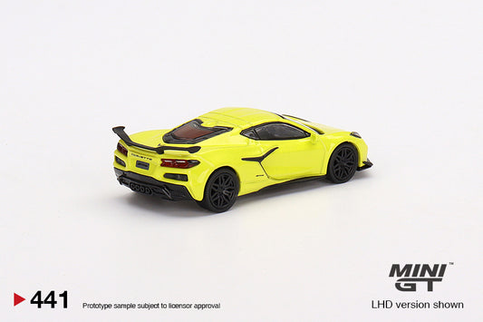MINI GT MGT00441-L 1/64 シボレー コルベット Z06 2023 アクセレレートイエロー(左ハンドル)