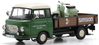 事前予約受付  Schuco - August 2024