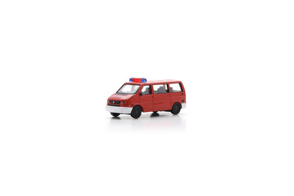 【2025年10月以降発売予定】 Schuco 87U00032 1/87 VW T4 "Feuerwehr"