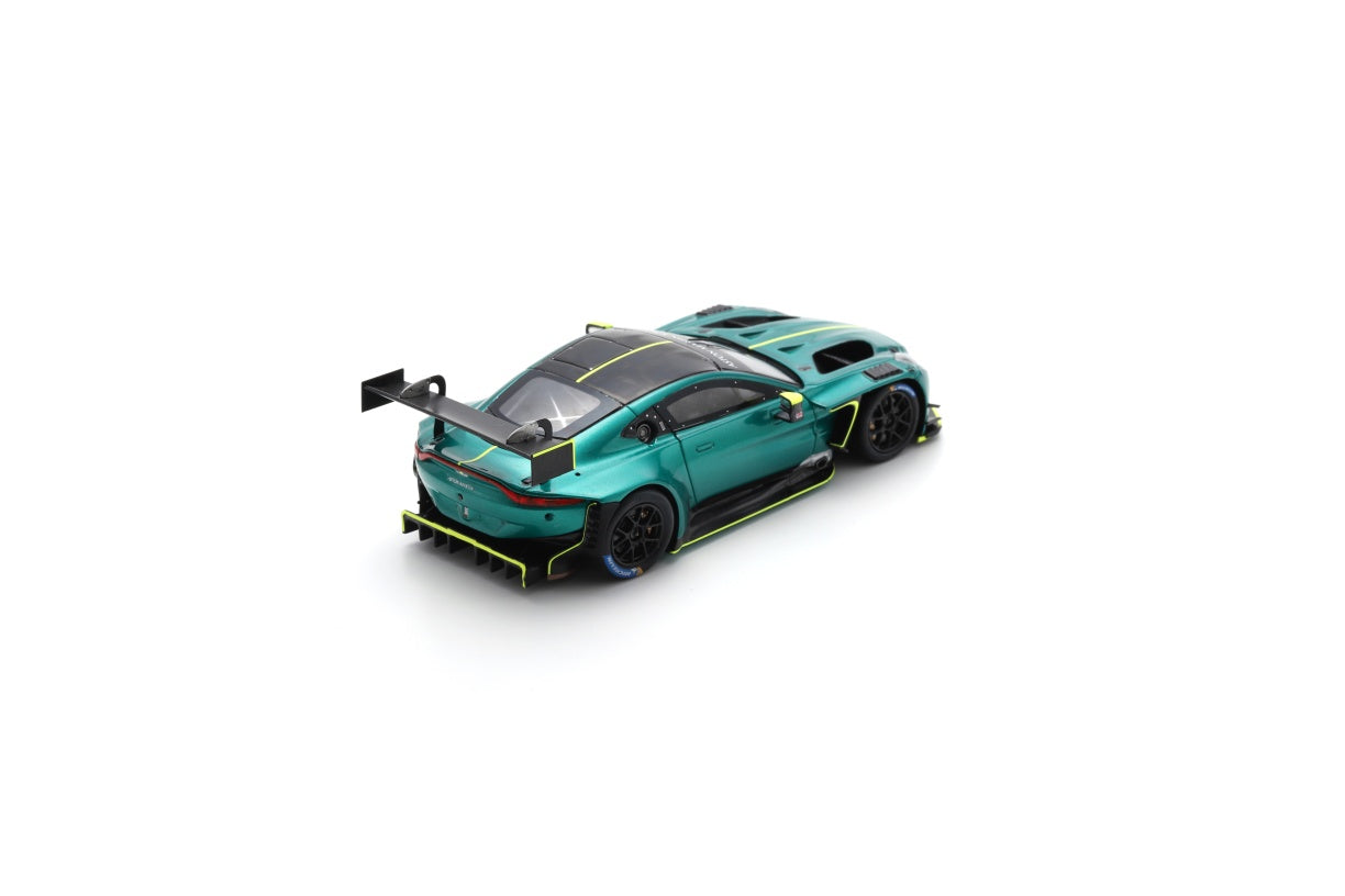 Spark S7935 1/43 Aston Martin Vantage AMR GT3 EVO - Presentation 2024
