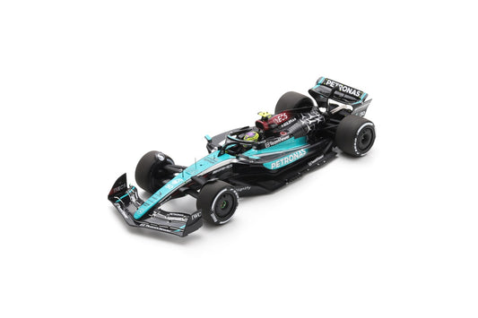 【2025年11月発売予定】 Spark 18S667 1/18 Mercedes-AMG PETRONAS Formula One Team No.44 F1 W15 E Performance  6th Singapore GP 2024 Lewis Hamilton