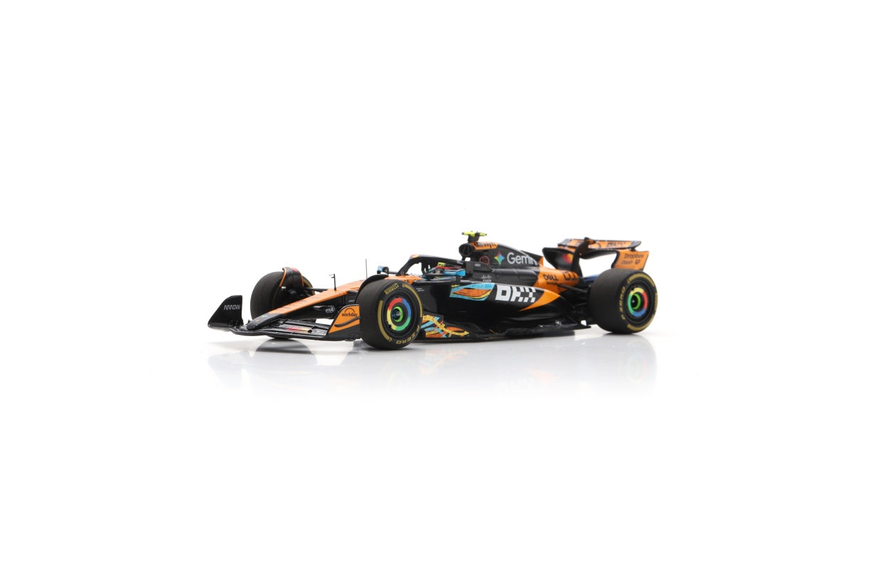 Spark S9679 1/43 McLaren MCL39 No.81 McLaren Formula 1 Team 2nd Abu Dhabi GP 2025Oscar Piastri