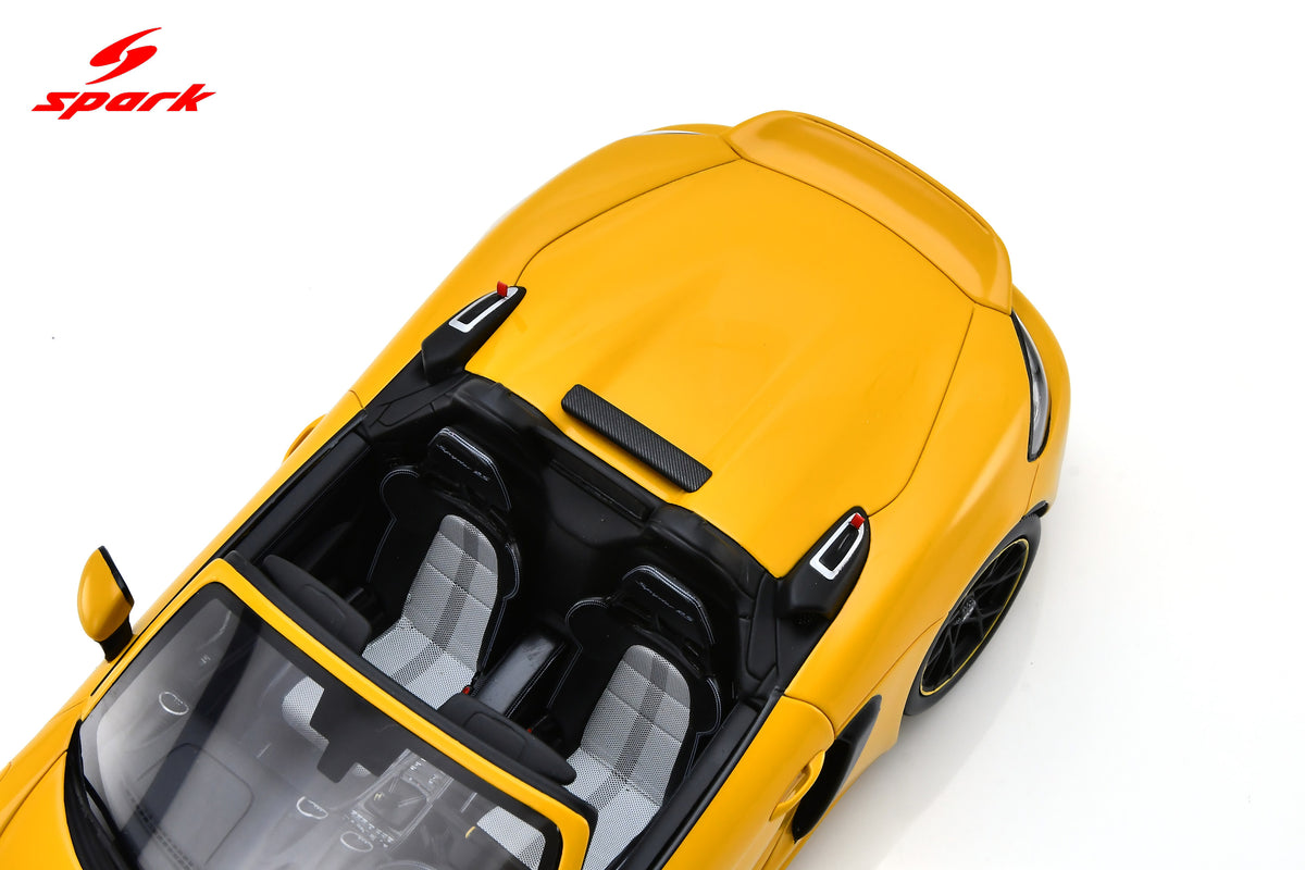 Spark 18S1091 1/18 Porsche 718 Spyder RS - Speed Yellow - 2023