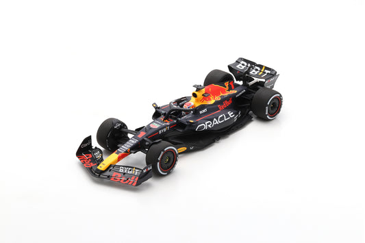 Spark 18S884 1/18 Oracle Red Bull Racing RB19 No.1 Oracle Red Bull Racing Winner Bahrain GP 2023Max Verstappen