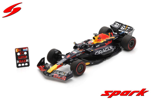 Spark 18S902 1/18 Oracle Red Bull Racing RB19 No.1 Oracle Red Bull Racing Winner British GP 2023Max Verstappen