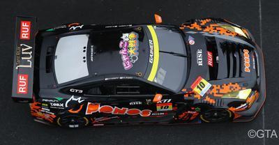 Spark SGT071 1/43 PONOS GAINER GT-R Mo.10 GAINER GT300 SUPER GT 2023 - Hironobu Yasuda - Riki Okusa