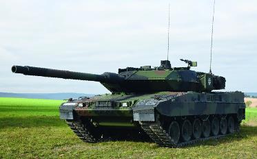 【2024年3月発売予定】 Schuco 452680100 1/87 Tank “Leopard” 2A7V