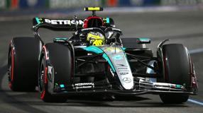 【2025年3月発売予定】 Spark S9546 1/43 Mercedes-AMG PETRONAS Formula One Team No.44 F1 W15 E Performance  2nd Las Vegas GP 2024   Lewis Hamilton