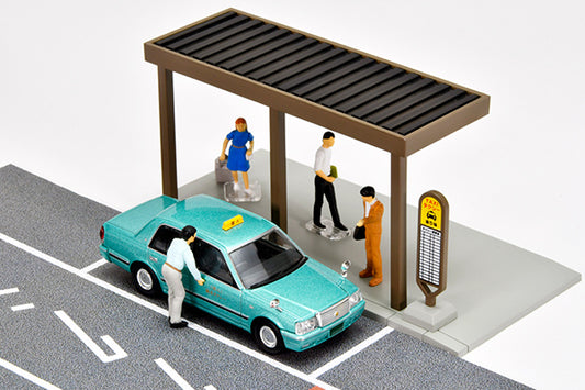 【2026年9月発売予定】 TLV 1/64 ジオコレ64 #カースナップ04c タクシー乗リ場(トヨタ クラウンセダン付属)