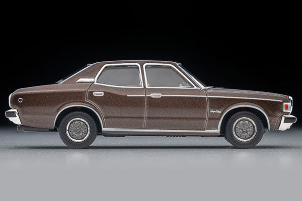 【2027年2月発売予定】 TLV 1/64 LV-N83c トヨタ クラウン 4ドア ピラードハードトップ 2000 スーパーサルーン エクストラ (茶) 78年式