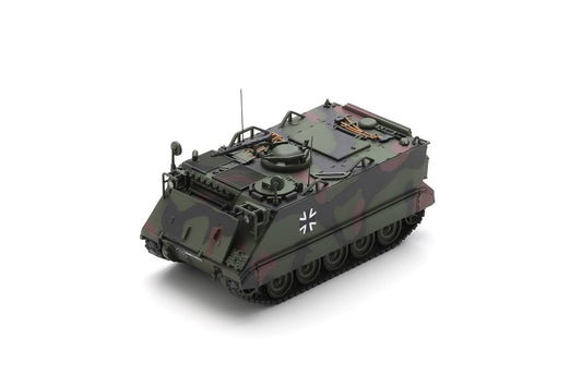 【2026年6月以降発売予定】 Schuco 35U00010 1/35 Tank M113, German Army, camouflage