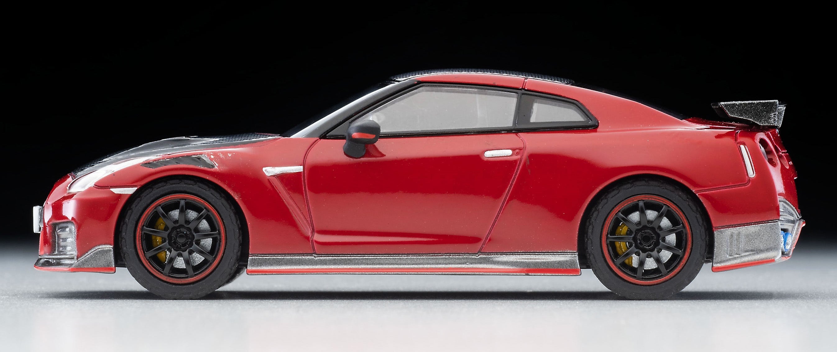 TLV 1/64 LV-N254e NISSAN GT-R NISMO Special edition 2022model (赤) – Racing  Models
