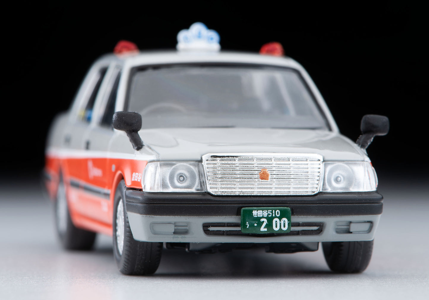 TLV 1/64 LV-N218b トヨタ クラウンコンフォート タクシー (小田急交通)