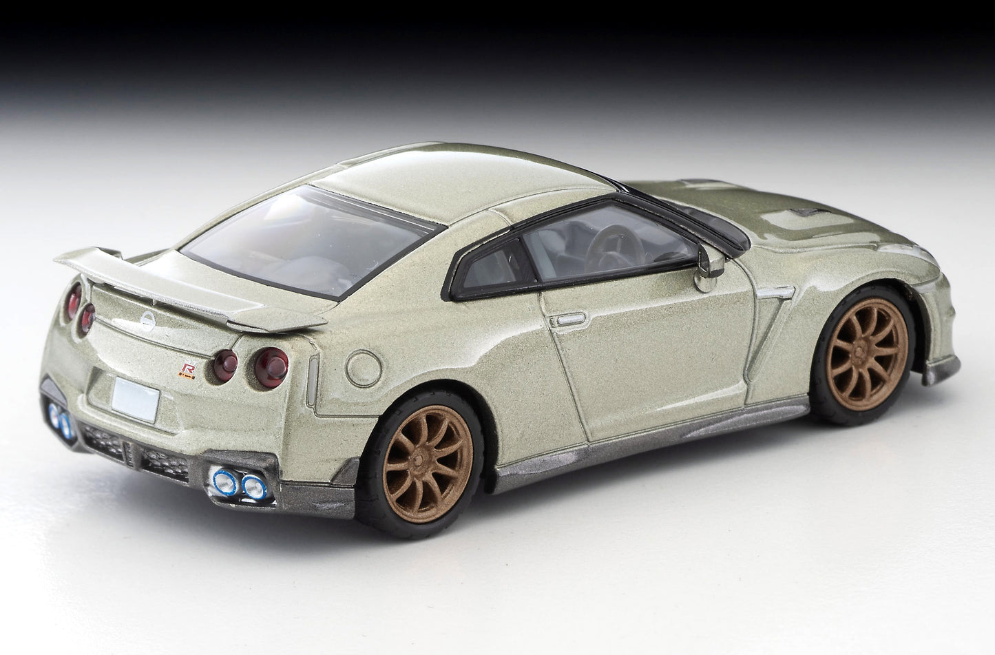 TLV 1/64 LV-N316a NISSAN GT-R Premium Edition T-spec 2024 model (ミレニアムジェイド)