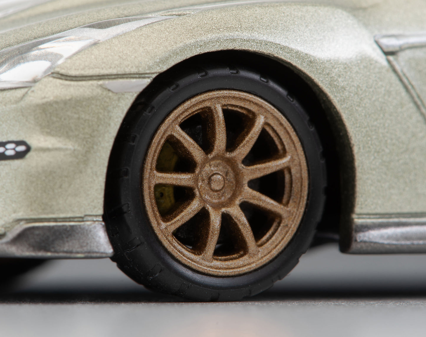 TLV 1/64 LV-N316a NISSAN GT-R Premium Edition T-spec 2024 model (ミレニアムジェイド)